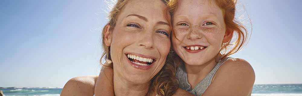 Le 10 regole per un sorriso sano anche in vacanza