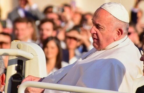 La salute come diritto universale: l'eredità viva di Papa Francesco nel cuore delle YMCA